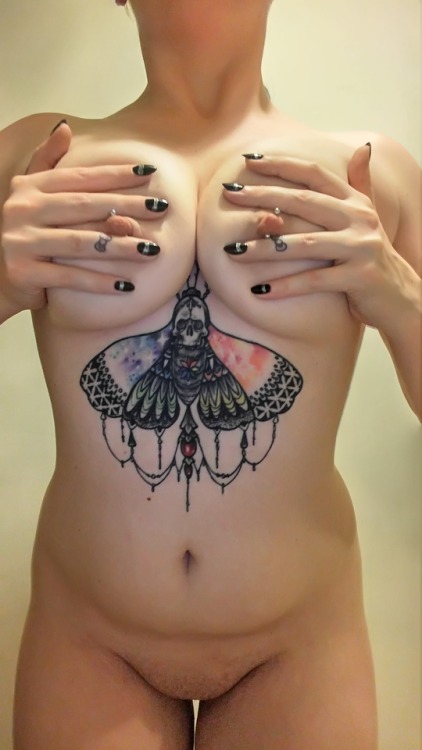 xmisslolox:  Just some noodz to say thanks for following me (:http://instagram.com/xmissloloxwww.godsgirls.com/girls/Miss-LoLowww.amateurporn.com/misslolowww.xtremeplaypen.com/model/27217www.mynaughtyselfies.com/model/27217