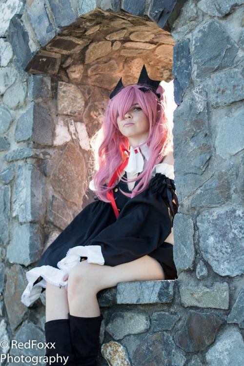 Last lot of Krul Tepes photos thanks to Redfoxx Photgraphy! 