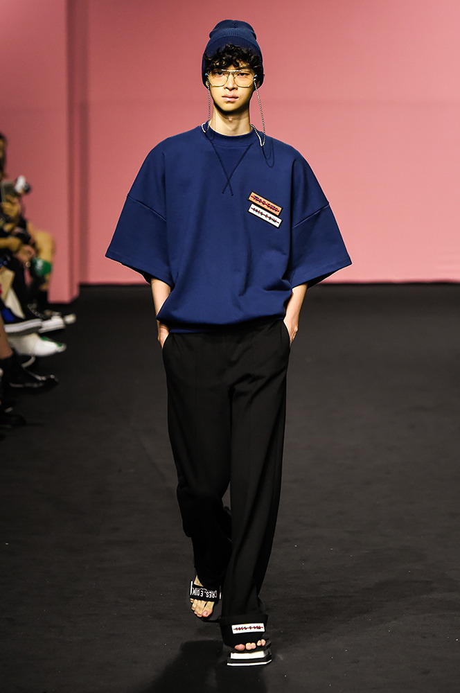 Korean Male Models Choi Jungkab For Cres E Dim S S 17 At Seoul