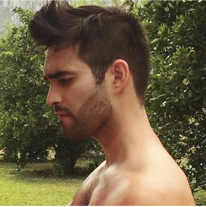 Can we talk about Tyler Hoechlin’s clone?