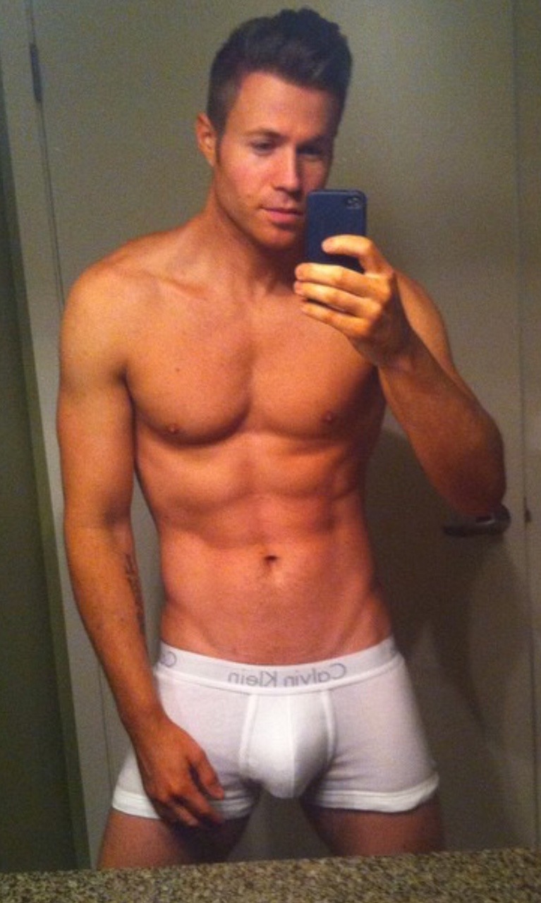 celebritybodybuge:  Ashley Parker Angel from O-Town and Wicked  Instagram Part 3