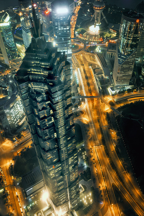 plasmatics-life:  plasmatics: City By Black Station [via/more]     