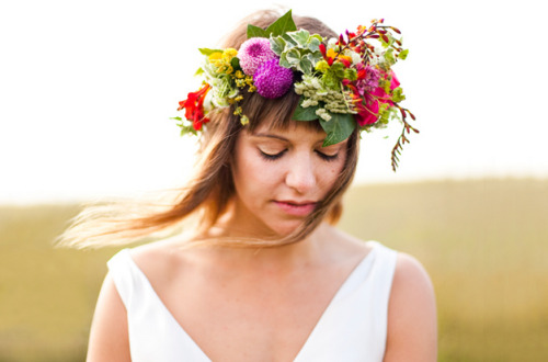 thedessygroup: Wedding hair accessories for under £100 