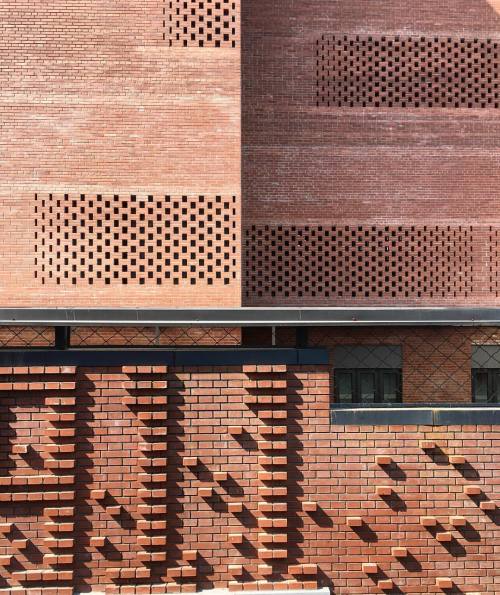 #brick #Tsinghua University Canteen by Song Und Partner Atelier #architecture #ArchDaily #china #iph
