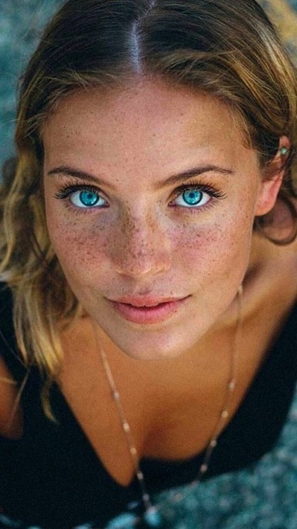 possiblythebesteyesintheworld: www.instagram.com/5upereyes/ I #love these #eyes, #lips and #