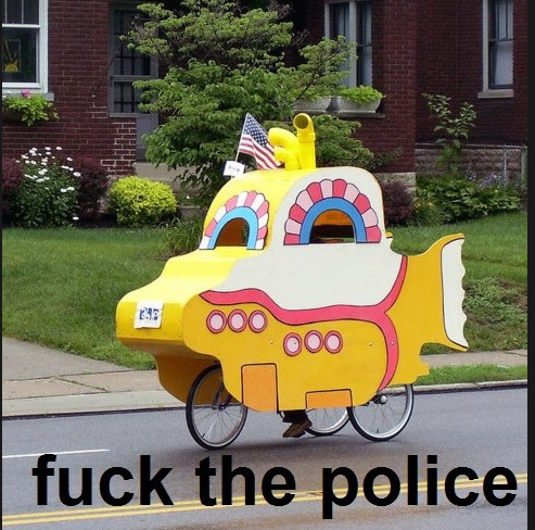 chubby-kun:  Yellow Submarine :3