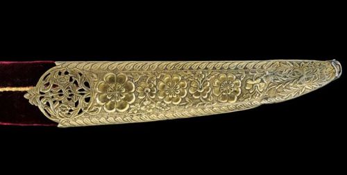 art-of-swords:Tulwar SwordDated: 1700Culture: Mughal, IndianMedium: iron, ruby, gold, silver, velvet