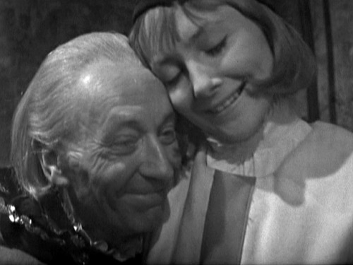 stitching-in-time: Warm and fuzzy moments with the First Doctor! If anybody ever tries to tell you t