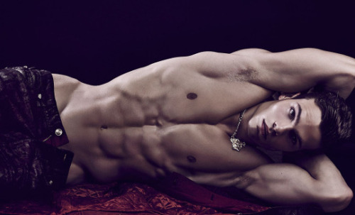 takemetobedandlosemeforever:  Orri Helgason