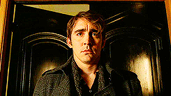 liketheshewolf:  Lee Pace → Pushing Daisies ↳ 8 gifs per episode ~ 1x09 “Corpsicle”