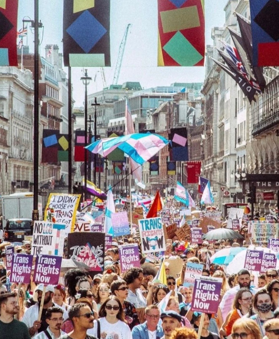 XXX bi-trans-alliance:Trans Pride in London, photo