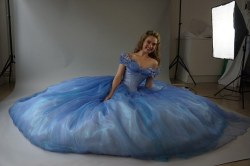 Bellilrocker:  Yes, Lily James, You Shall Go To The Ball! Swooning Cinderella Fans