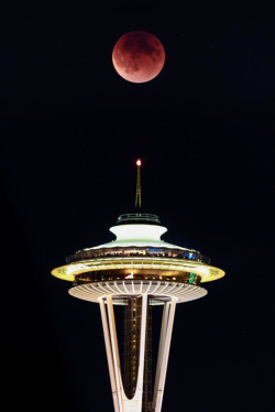 humanoidhistory:  Seattle’s Space Needle