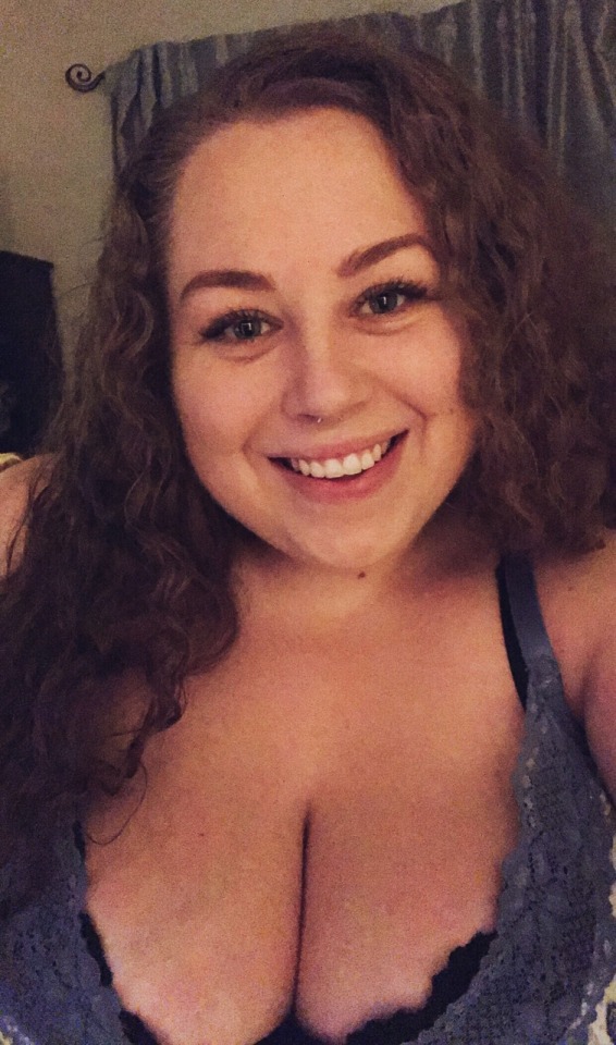 Chubby Mom Selfie Chubby Mom Selfie