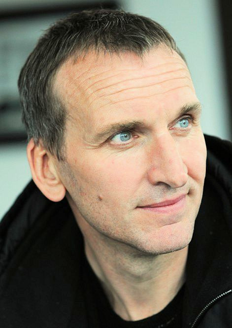 Reblog if you've ever lost yourself in Christopher Eccleston's eyes