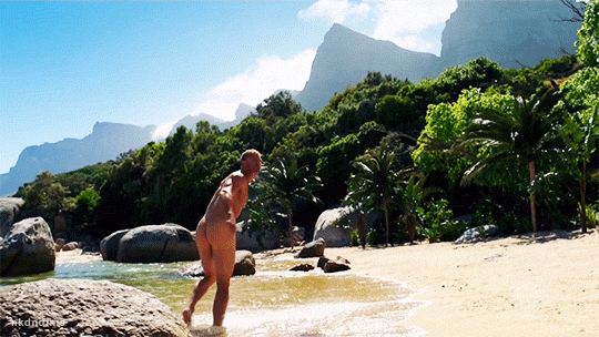 nkdndfms:Alan Ritchson