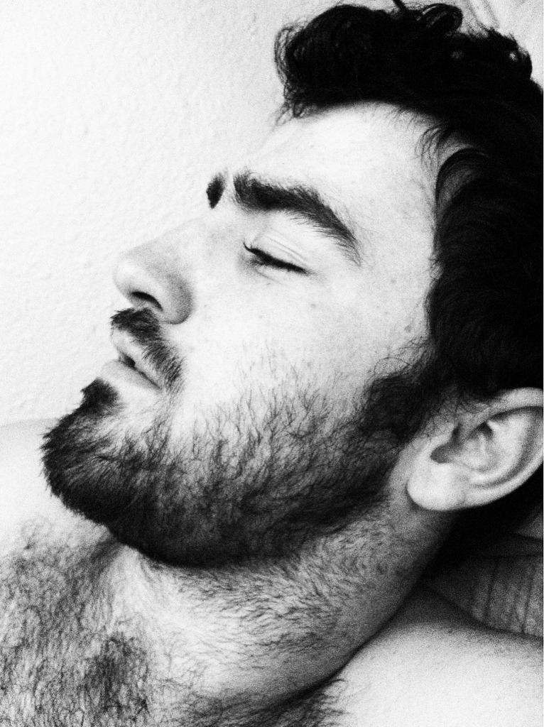 whitetrashmen:  Love a hairy redneck.