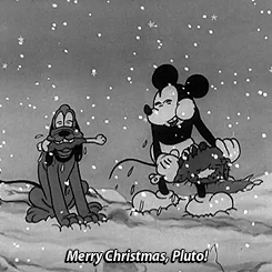 vintagemickeymouse:Merry Christmas! - Mickey’s Good Deed - 1932