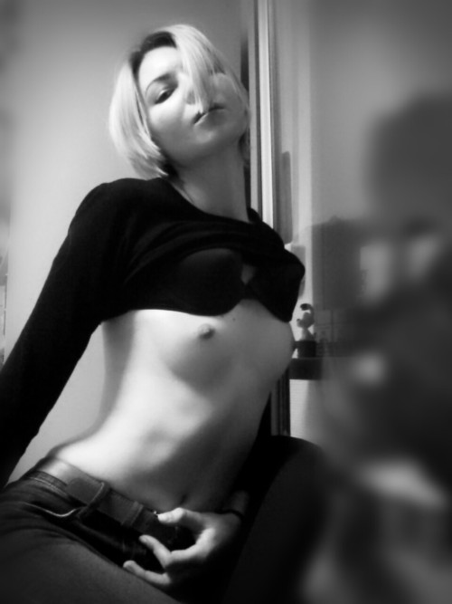 sensual-silk:  I amused at work 👼