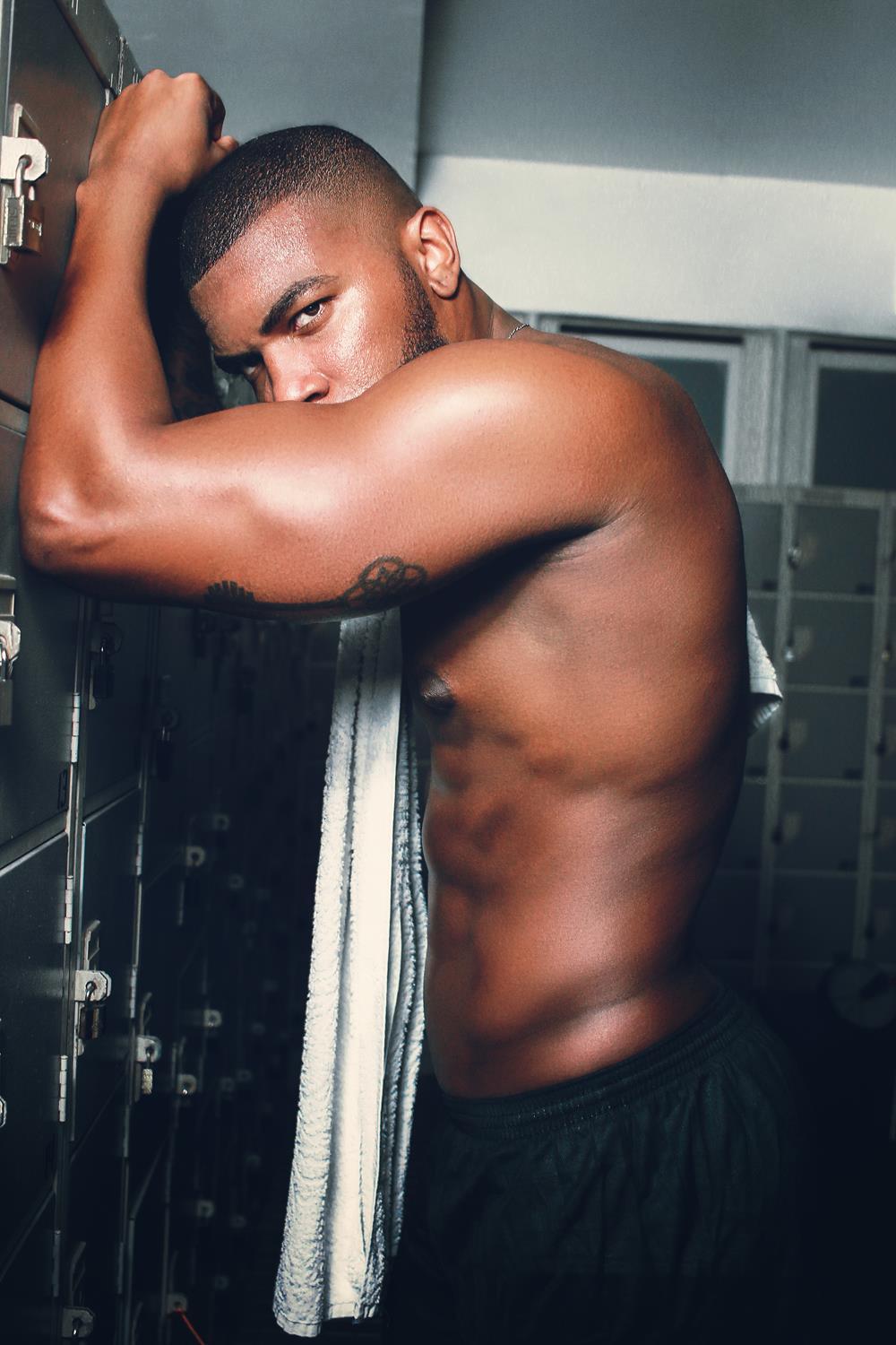 ohthentic:  thegaylisp:  Raphael Horst &amp; Felipe Ferreira by Gustavo Bresciani
