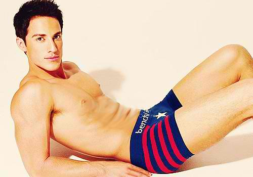 male-celebs-naked:  Michael Trevinosee more here