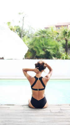 visualcocaine:  The Pool Girl - iPhone5 Wallpaper by