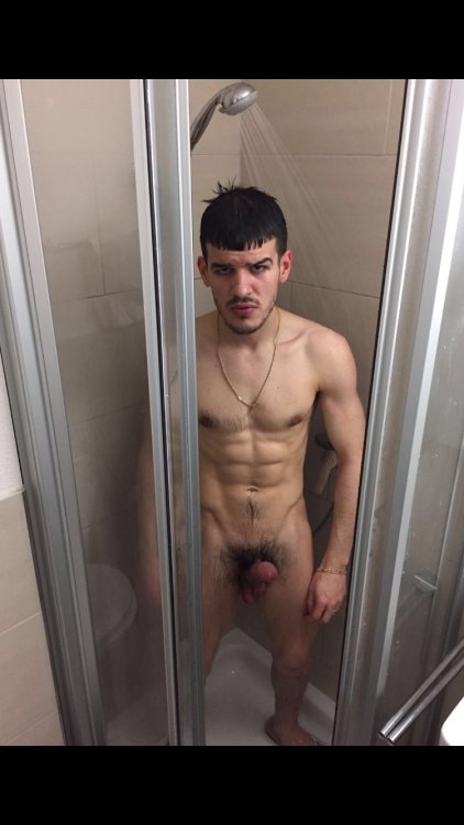 sergiomuttyxxx:   instagram: ouo.io/ofsRhJ