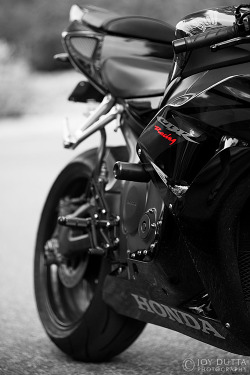 supercars-photography:  CBR1000rr 