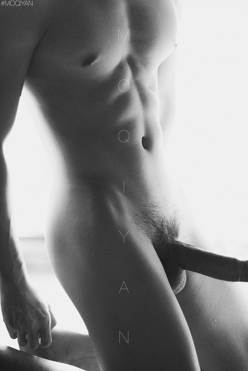 realmoqiyan:  B&amp;W