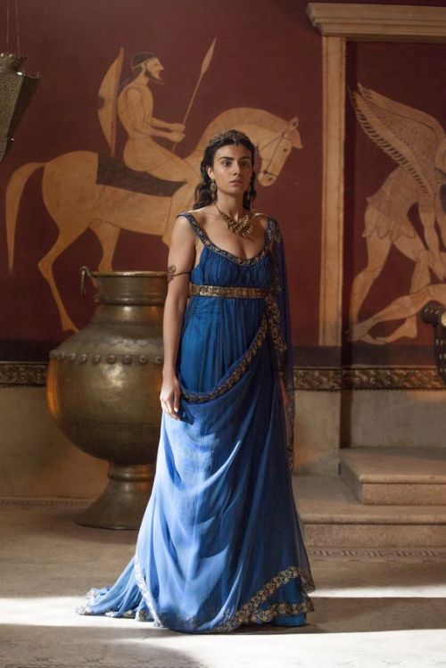 sartorialadventure: Aiysha Hart as Princess Ariadne in BBC’s Atlantis