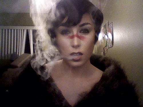 heroofferelden:faygofuckyourself:Obligatory smoke pictures??!! make a dragon wanna retire, man.