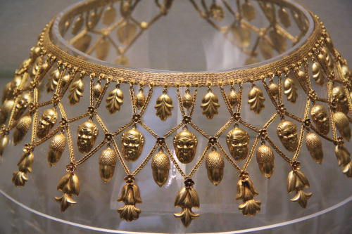 arjuna-vallabha: Greek necklace probably made in Egypt.