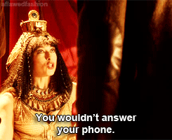 miss-doctorwho:  doctorwhoaddicts:  aflawedfashion:  You never answer your phone. 