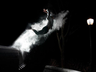 feiyuedeltamid:  So beautiful movement! I am a loyal fan of parkour! Do you like