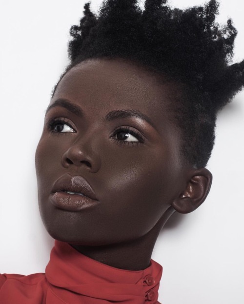 continentcreative: Liliann Uwanyuze by Brandon Hicks | Makeup by Nimai Marsden