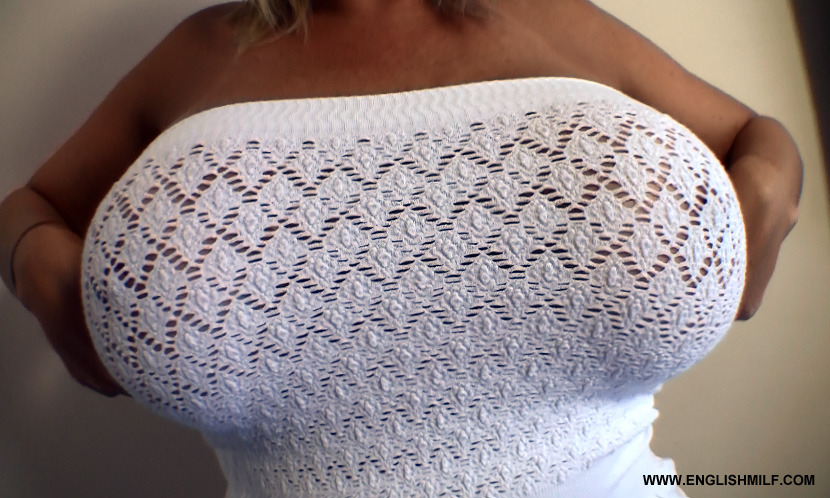 english-milf-daniella:  big tits MILF http://www.englishmilf.co.uk English MILF
