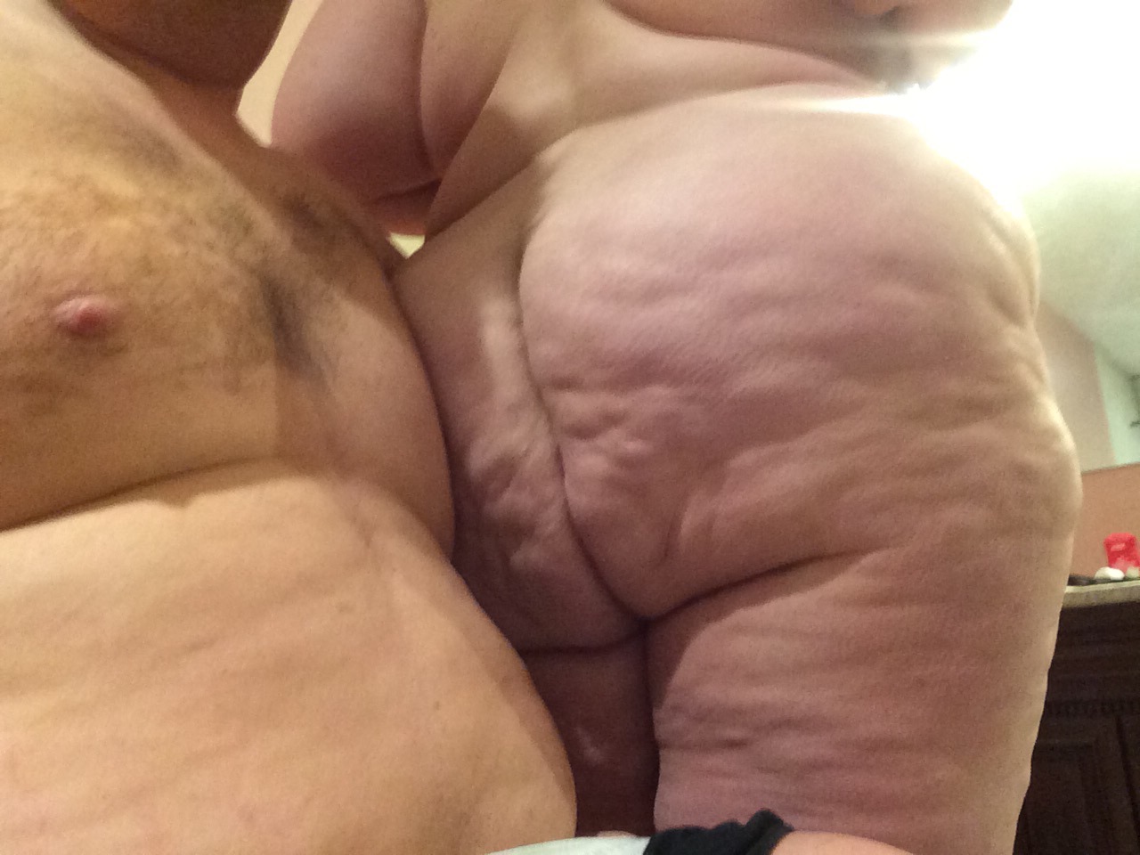 dirtycpl:  View from the throne this morning. She hates these type pics with her