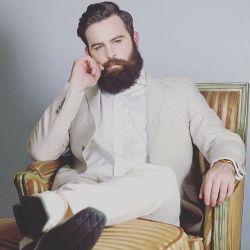 the-bearded-stag:  Dapper style from @mr_stholloway
