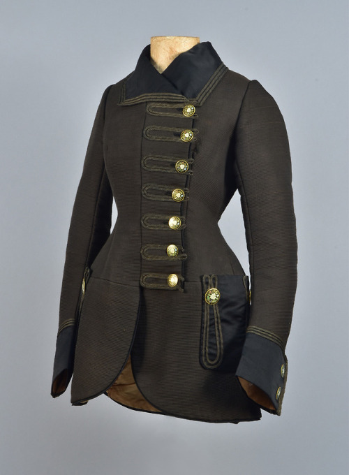 fripperiesandfobs: Pingat jacket, 1880′s From Whitaker Auctions