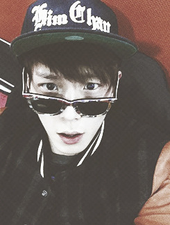 therapical-blog:  himchan’s recent selcas 