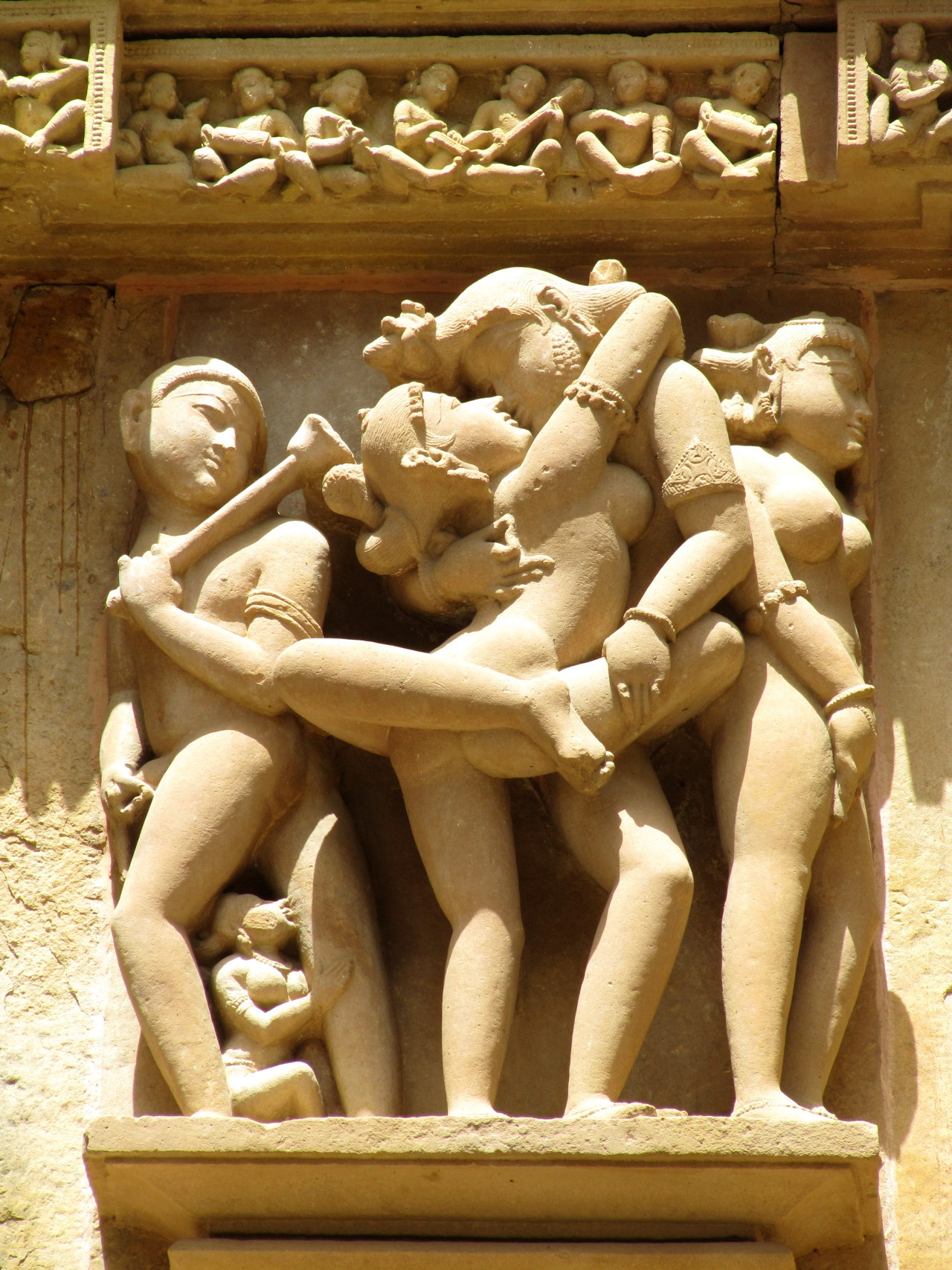 grandma-did:  spiritodelravanello:  Khajuraho   There really is nothing new in the