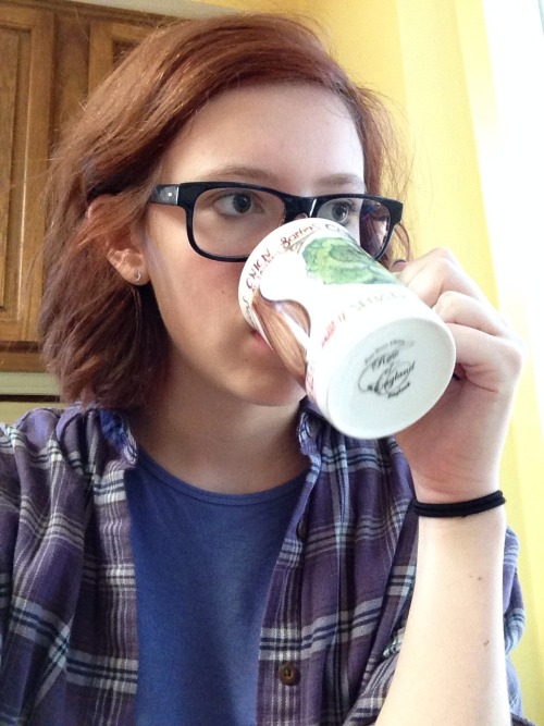 plantybussiness: Sunday Morning. Featuring a cute mug along with my view from my kitchen. My dogs lo