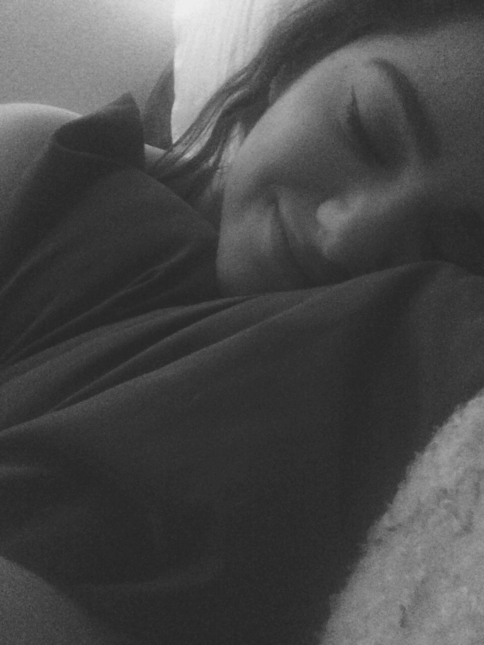 crystaaltez:  pillow cuddles every night.