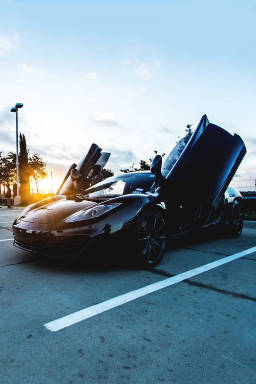 reals:  McLaren MP4-12C | Photographer