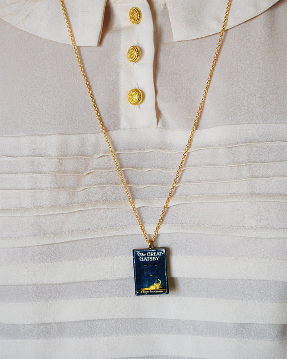 baconmetal:  bound-bliss:  Mini Book Necklaces on Etsy by Bunnyhell  Fucking WANT!