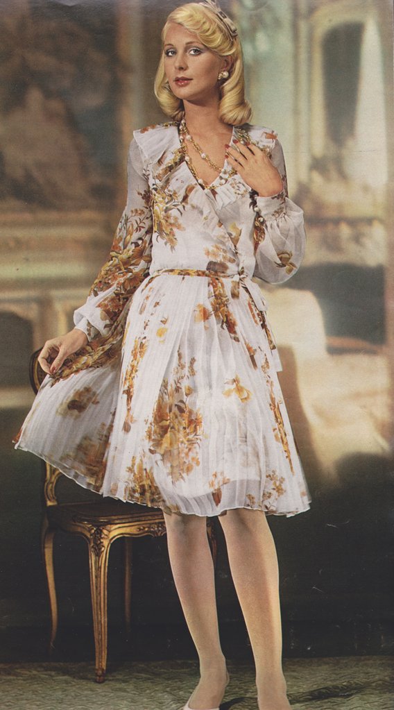 Featherstone Vintage — Chanel Haute Couture, S/S '73 Jours de