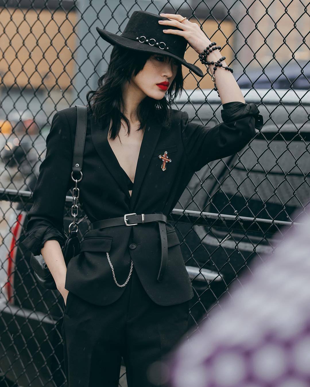 Black-is-no-colour — New York Fashion Week, Street Style. Model Sora