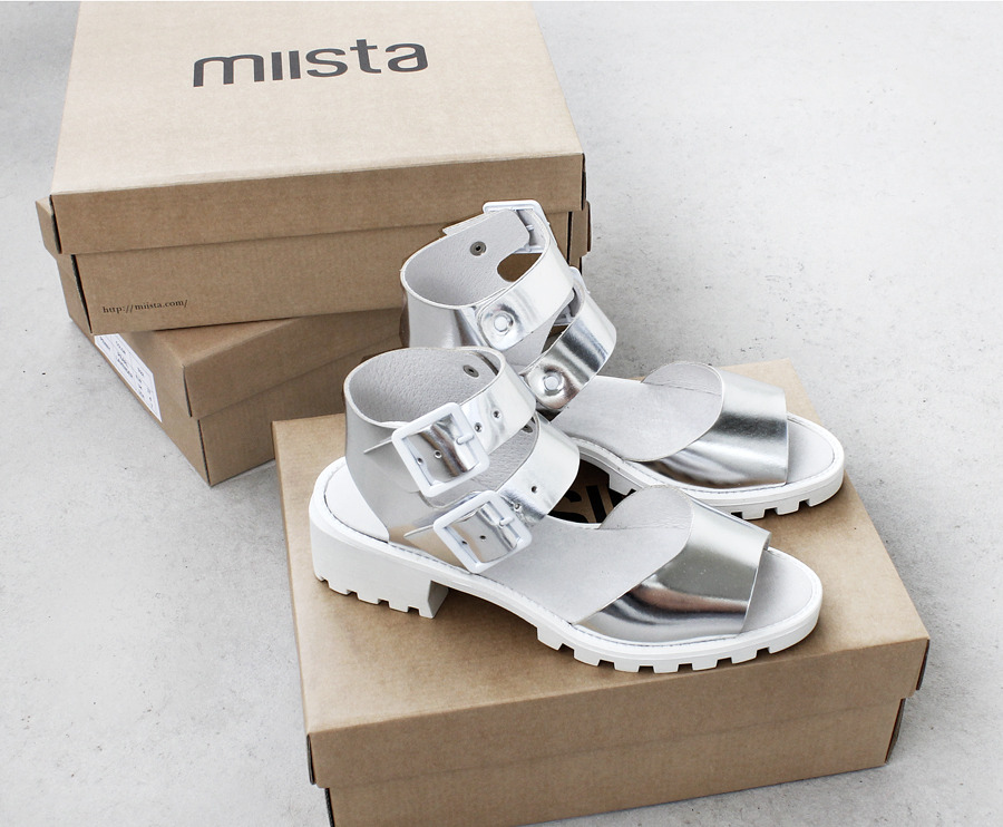 summerhigh:  12 shoes every women  n e e d s  in her wardrobe!
