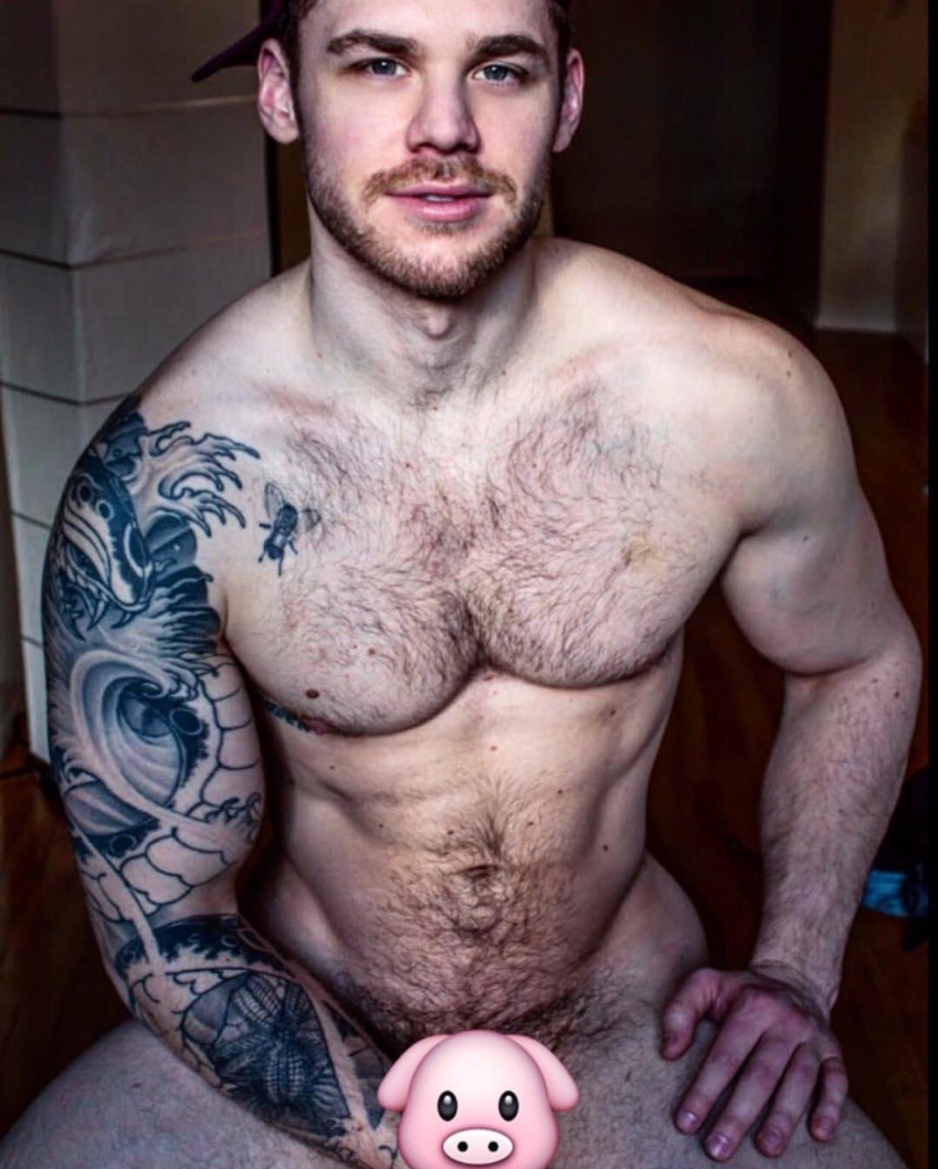 insta-hunk:  Instagram: @matthewcamp 