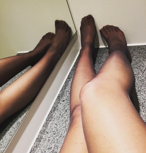 santadiabla666:Should i take them off ?Yes please